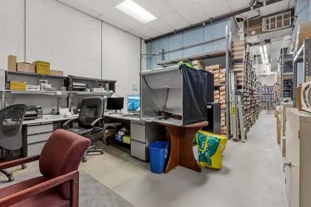 6,214 sf of Prime Frontage Retail for Lease | 146 Rideau Street - Photo 21