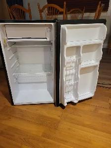 Rca mini fridge