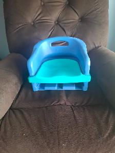 Childs table booster seat