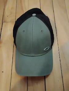 Oakley Tinfoil Cap Mens L XL Flex Fit Grigio Scuro Grey New Era