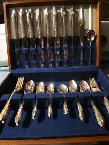 #51  EXQUISITE silverware set for 8 - Photo 2