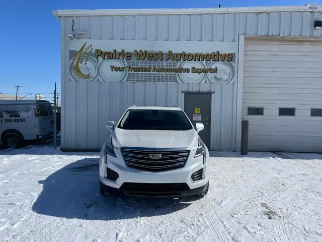 2017 Cadillac XT5 Premium Luxury AWD - Photo 2