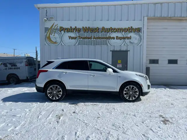 2017 Cadillac XT5 Premium Luxury AWD - Photo 4