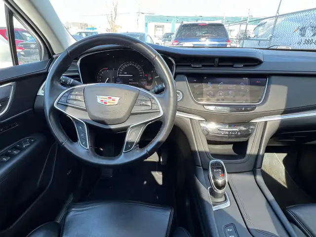 2017 Cadillac XT5 Premium Luxury AWD - Photo 13