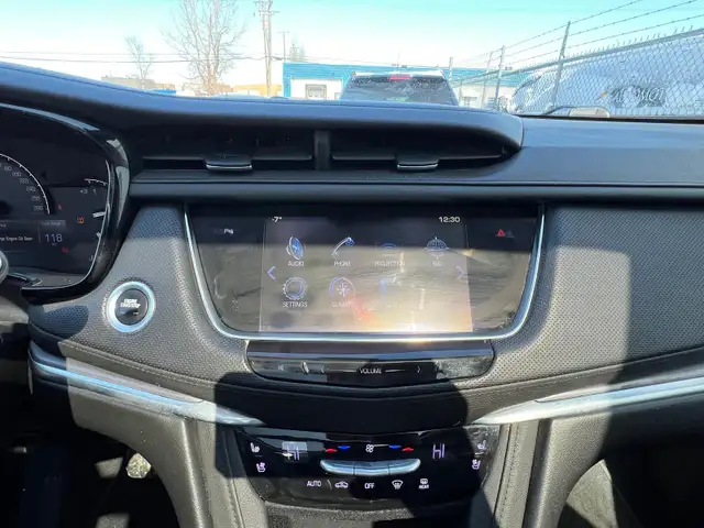 2017 Cadillac XT5 Premium Luxury AWD - Photo 23