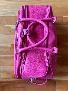 Beautiful Women's Pink Travel Bag BRAND NEW with Keys - Photo 6