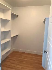 LUXOR ll - Two Bedroom   Den - Two Bathroom - May 1st - Photo 7