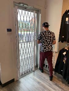 SECURITY GATES/BARS - Photo 5