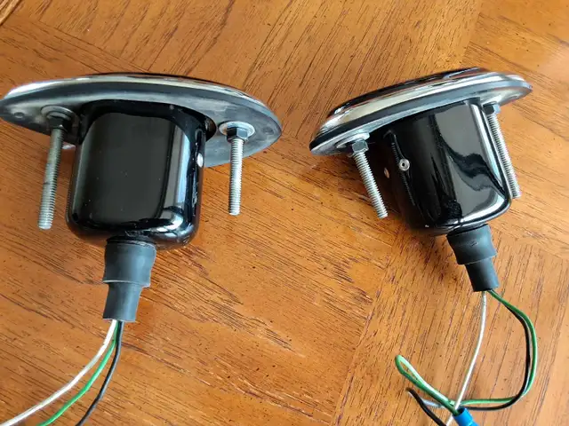 1939 FORD  LED  TAIL LIGHTS ...LIKE NEW - Photo 3