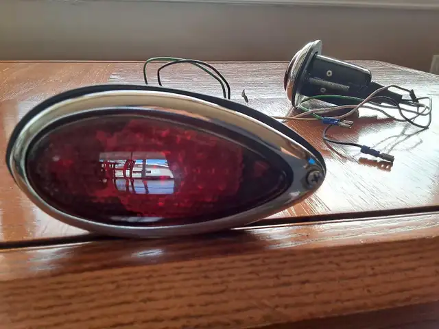 1939 FORD  LED  TAIL LIGHTS ...LIKE NEW - Photo 4