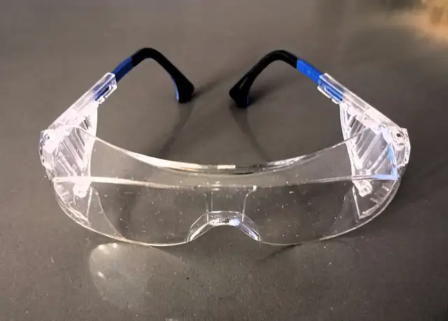High Quality Safety Goggle  (B)