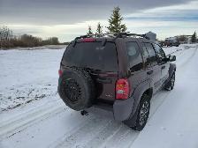 2004 Jeep Liberty Sport 4x4 - Photo 4