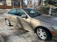 2009 Mercedes C350 - Low mileage - Photo 3