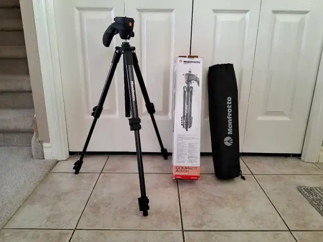 Manfrotto Tripod