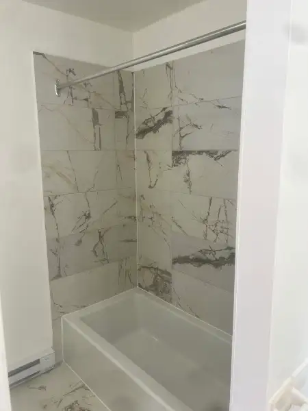 Superbe grand 5 1/2, Lévis sur 2 étage cuisine rénové AVRIL - Photo 13