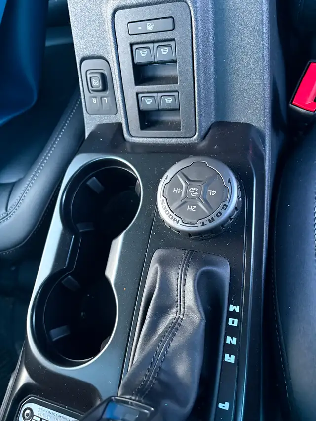 Used 2025 Ford Bronco Big Bend - Photo 10