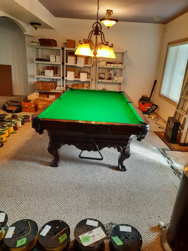 Olhausen St. George 9' pool table. - Photo 8