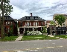 Two Bedroom (Furnished) - heat&water incl - month to month - Photo 5