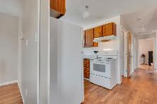 5 BED 2 BATH HOME-SOUTH SIDE-FURNISHED, ALL INCLUDED - Photo 9