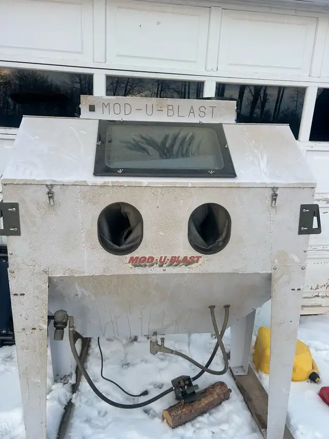 Mod-U-Blast Sandblaster