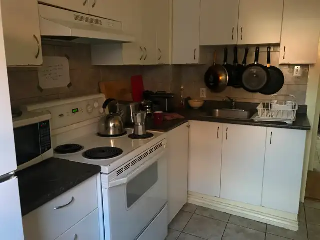 Grande chambre a louer a partir du 1er Mai - Photo 7