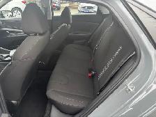 2022 Hyundai Elantra Preferred, Push Button Start, Lane Departur - Photo 9