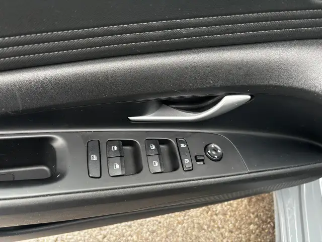 2022 Hyundai Elantra Preferred, Push Button Start, Lane Departur - Photo 11