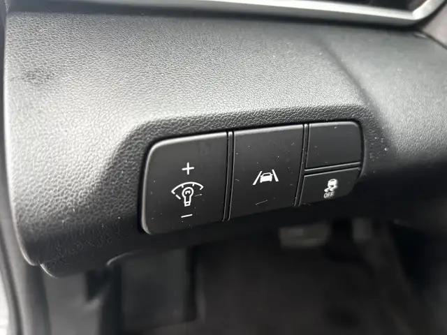 2022 Hyundai Elantra Preferred, Push Button Start, Lane Departur - Photo 12