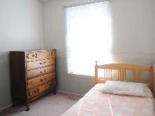 Finch/Warden - Clean, bright, quiet, large private 2nd floor rm.