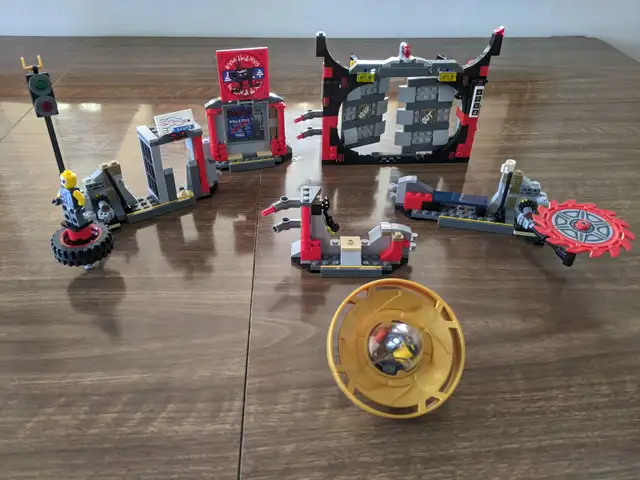 Lego Ninjago  -   S.O.G. Headquarters - Photo 2