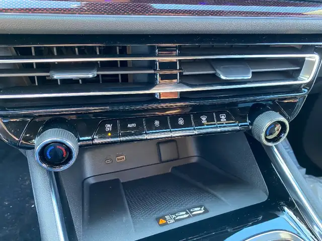2026 Chevrolet Traverse Z71 Leather|Heated Seats|Sunroof - Photo 8