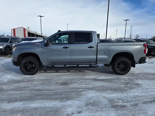 2025 Chevrolet Silverado 1500 LT Trail Boss NO ACCIDENTSL... - Photo 4