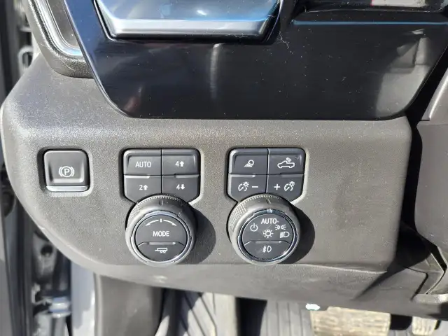 2025 Chevrolet Silverado 1500 LT Trail Boss NO ACCIDENTSL... - Photo 13