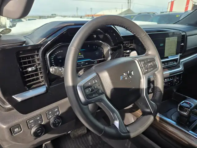 2025 Chevrolet Silverado 1500 LT Trail Boss NO ACCIDENTSL... - Photo 14