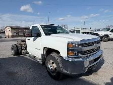 2017 Chevrolet Silverado 3500HD - Photo 8
