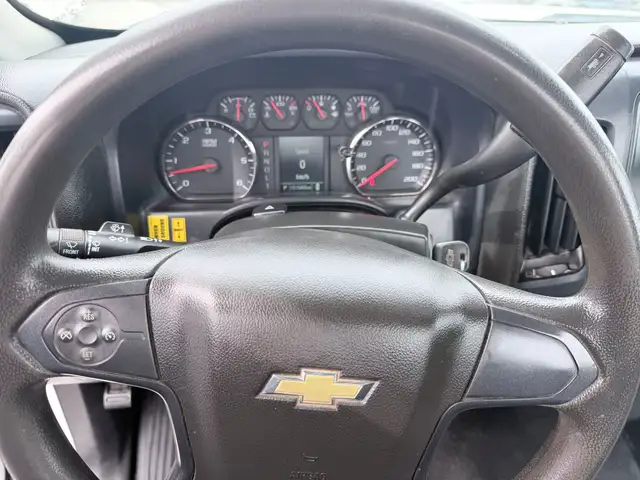 2017 Chevrolet Silverado 3500HD - Photo 10