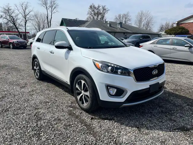 2017 Kia Sorento EX Turbo - Photo 8