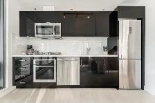 Free 1 month - Modern downtown 2 bedroom condo