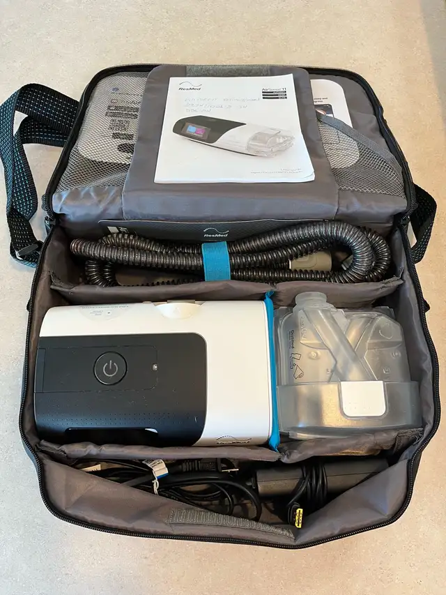 ResMed AirSense 11 AutoSet CPAP - Photo 2