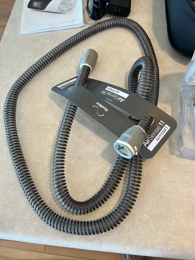 ResMed AirSense 11 AutoSet CPAP - Photo 5