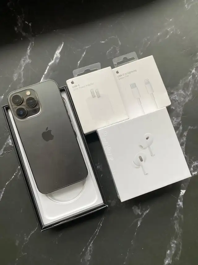 IPHONE 13 PRO 256GB AIRPODS PKG/DELIVERY