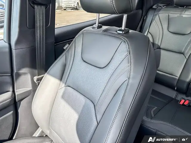 2025 Ford Mustang Mach-E Premium AWD - Photo 21