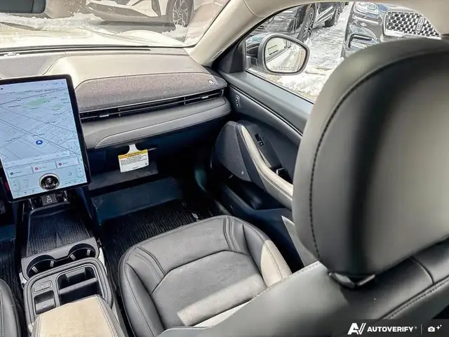 2025 Ford Mustang Mach-E Premium AWD - Photo 26