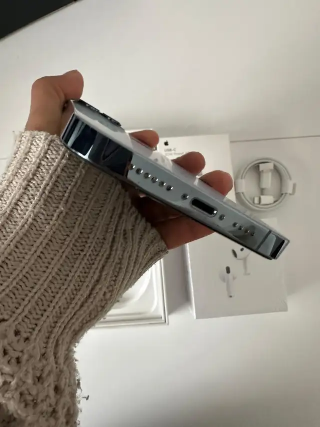 iPhone 13 Pro Max 256GB AirPods/Fast Charger/Delivery - Photo 4