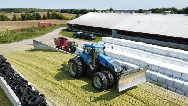 Custom Farming Operators - Photo 4