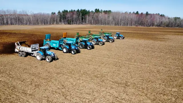 Custom Farming Operators - Photo 6
