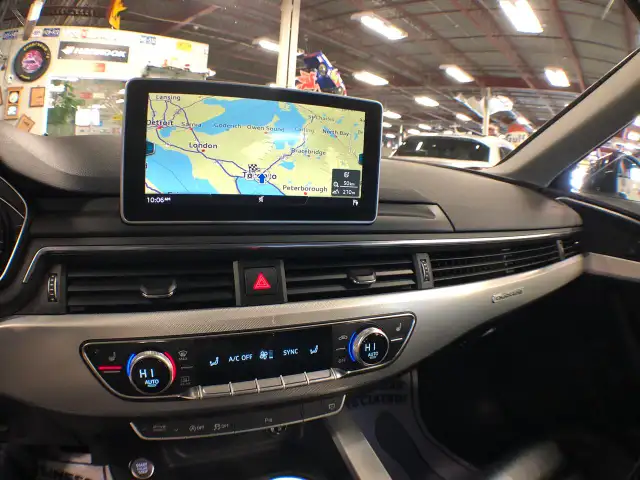 2018 Audi A4 PROGRESSIV AWD LEATHER P/SUNROOF P/START CAMERA - Photo 22