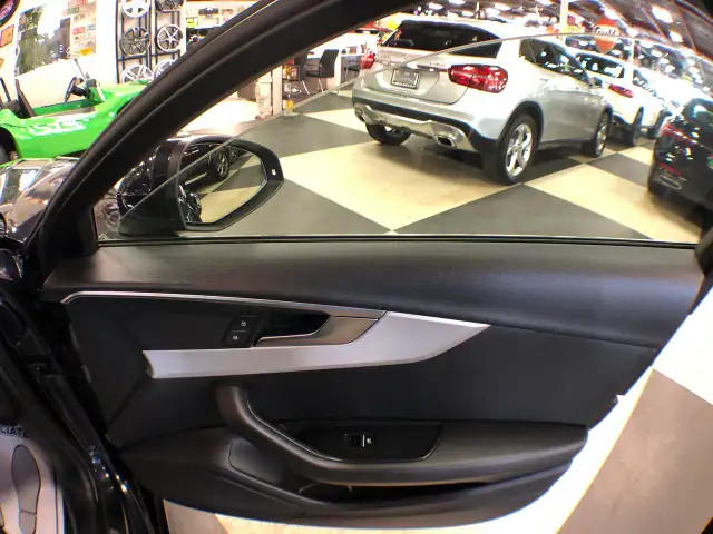 2018 Audi A4 PROGRESSIV AWD LEATHER P/SUNROOF P/START CAMERA - Photo 34