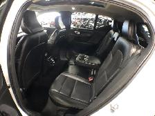 2019 Volvo XC40 MOMENTUM T5 AWD LEATHER PAN/ROOF B/SPOT CARPLAY - Photo 27