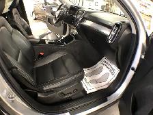 2019 Volvo XC40 MOMENTUM T5 AWD LEATHER PAN/ROOF B/SPOT CARPLAY - Photo 30
